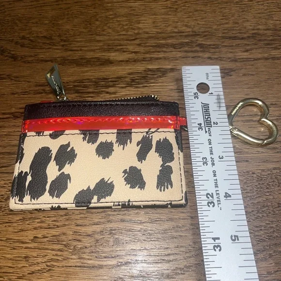 Juicy Couture Animal Print Coin Purse Wallet with Heart Clip & Card Slots - Picture 2 of 8